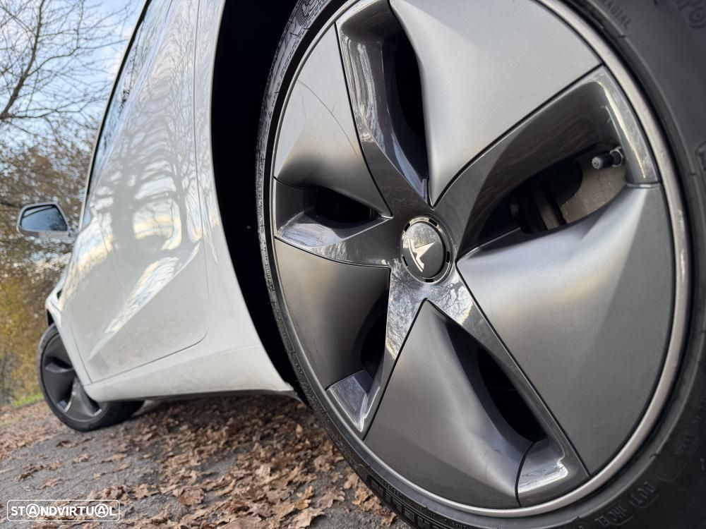 Tesla Model 3 Long-Range Dual Motor AWD - 7