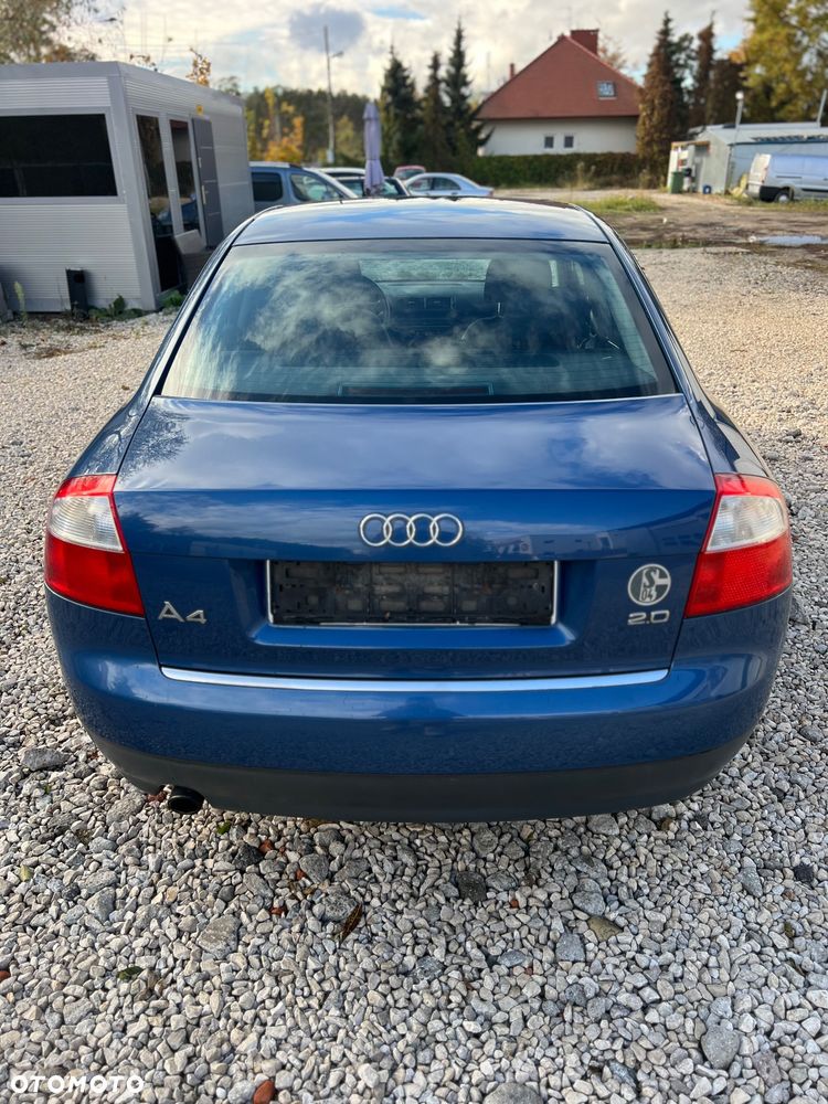 Audi A4 Limousine - 7