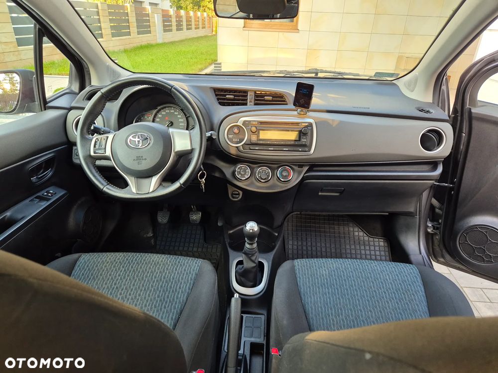 Toyota Yaris 1.4 D-4D Active - 17