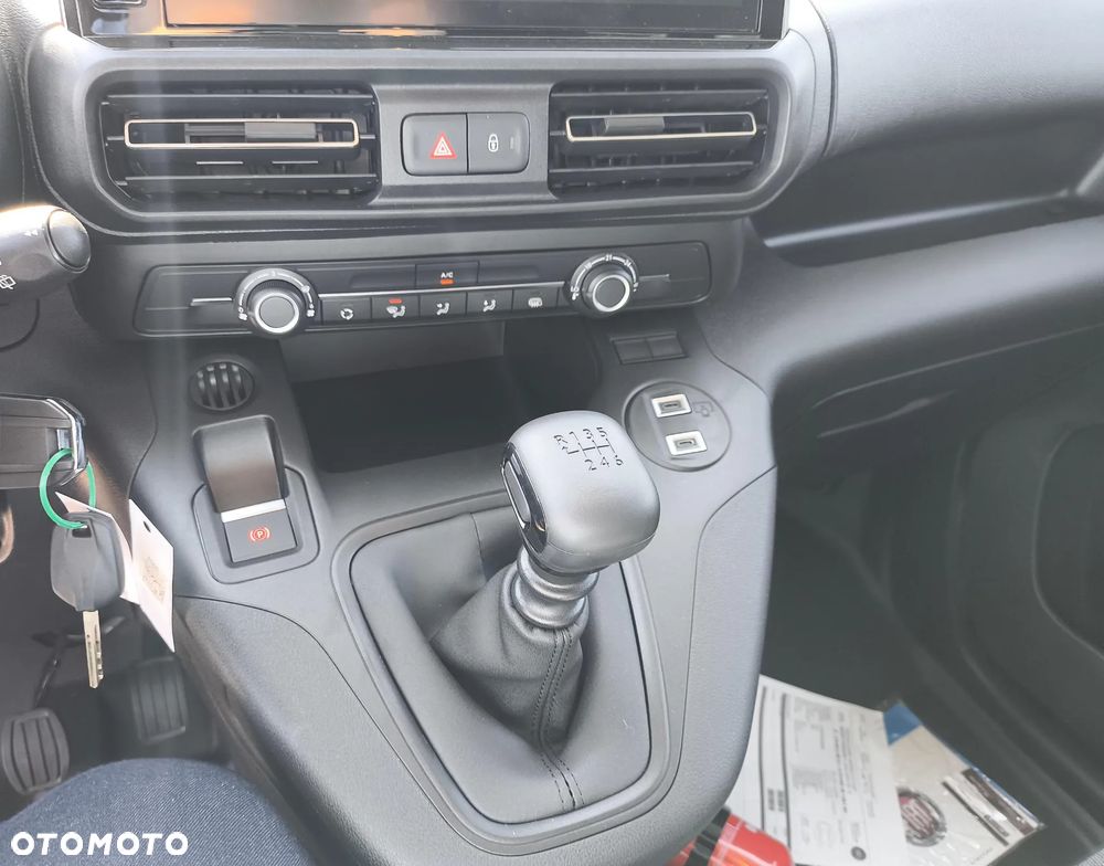 Fiat Doblo Van 100KM Seria 4 - 19