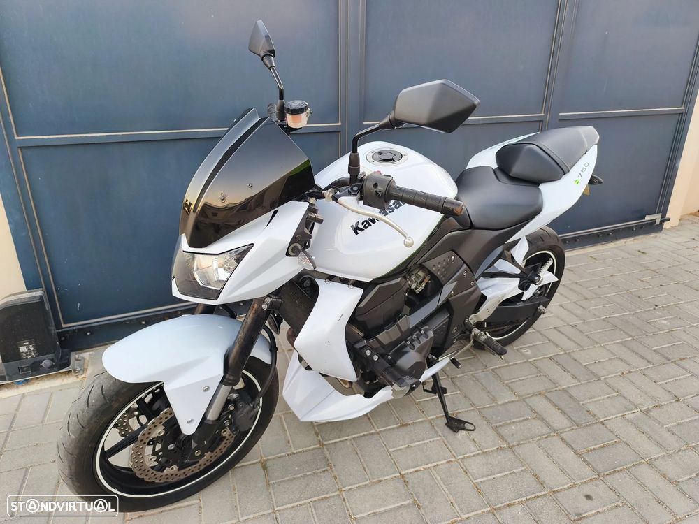 Kawasaki Z Z750 impecável - 7