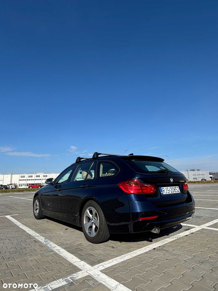 BMW 3 Series 2013 photo 4