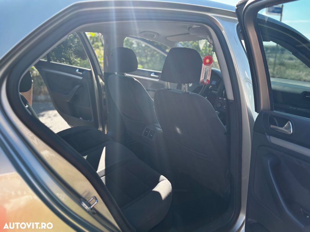 Volkswagen Jetta 1.4 TSI Comfortline - 8