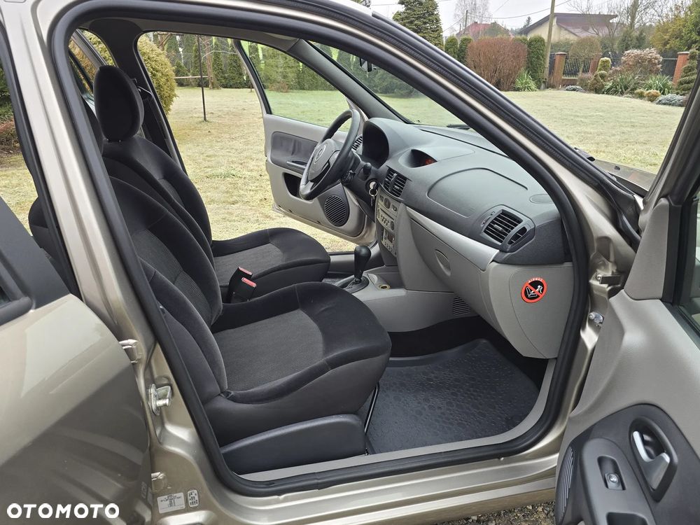 Renault Thalia 1.6 16V All Inclusive - 8