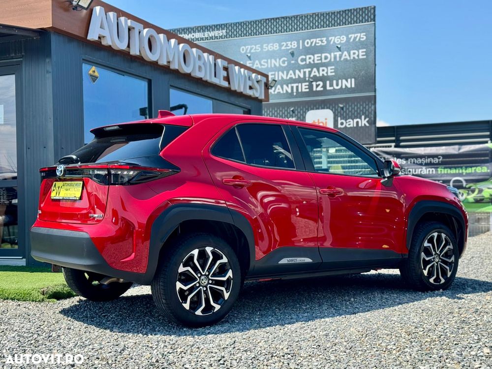Toyota Yaris Cross 1.5 VVT-i HSD 4x2 Exclusive Elegant - 31