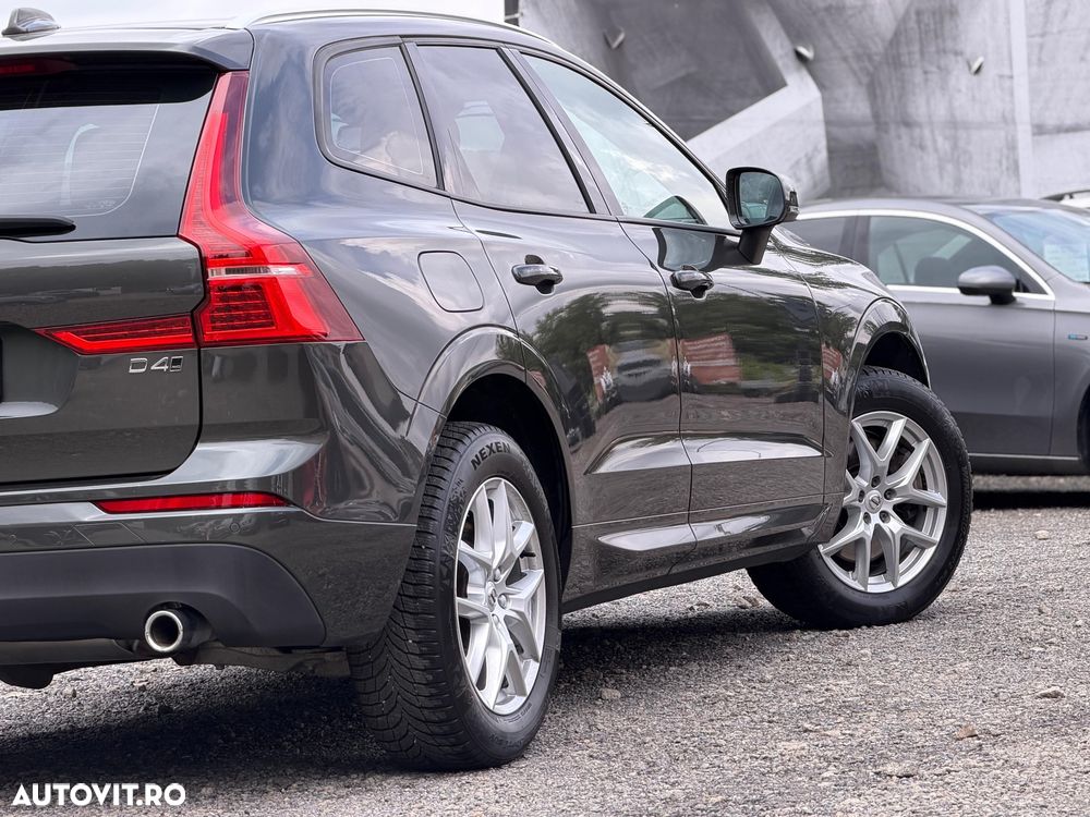Volvo XC 60 D4 AWD Momentum - 10