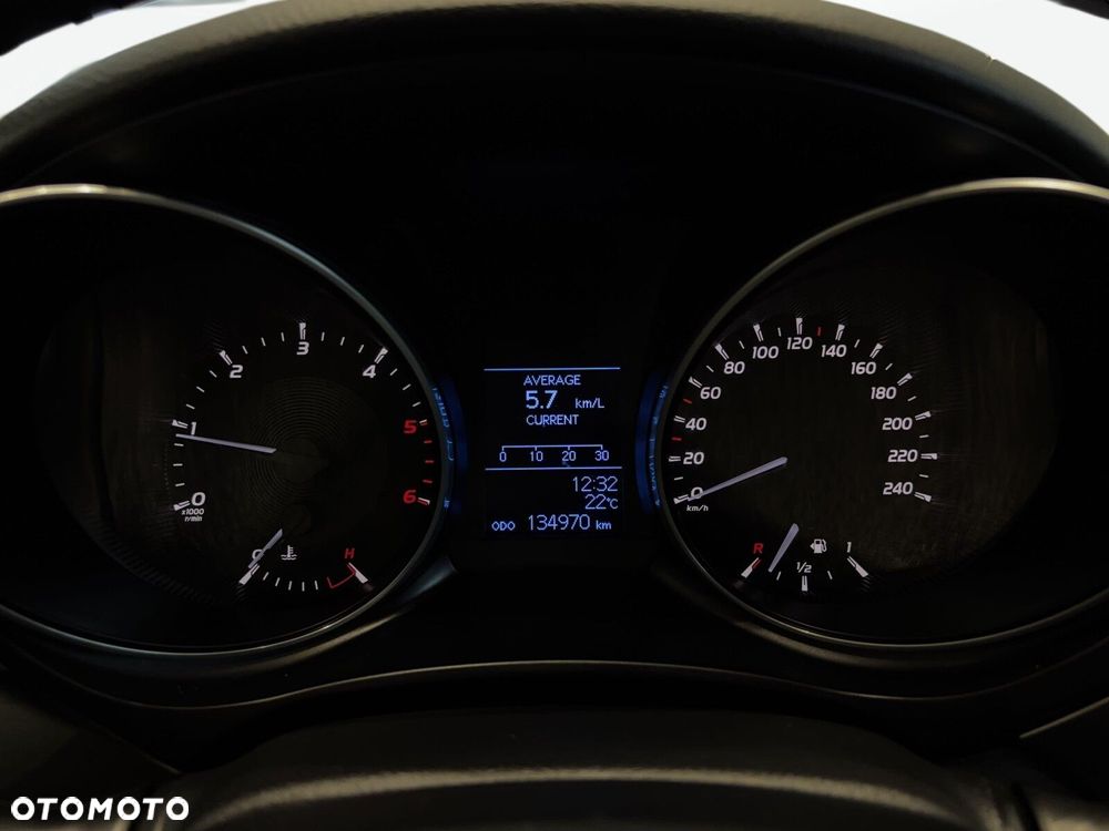 Toyota Avensis 1.6 D-4D Active - 17