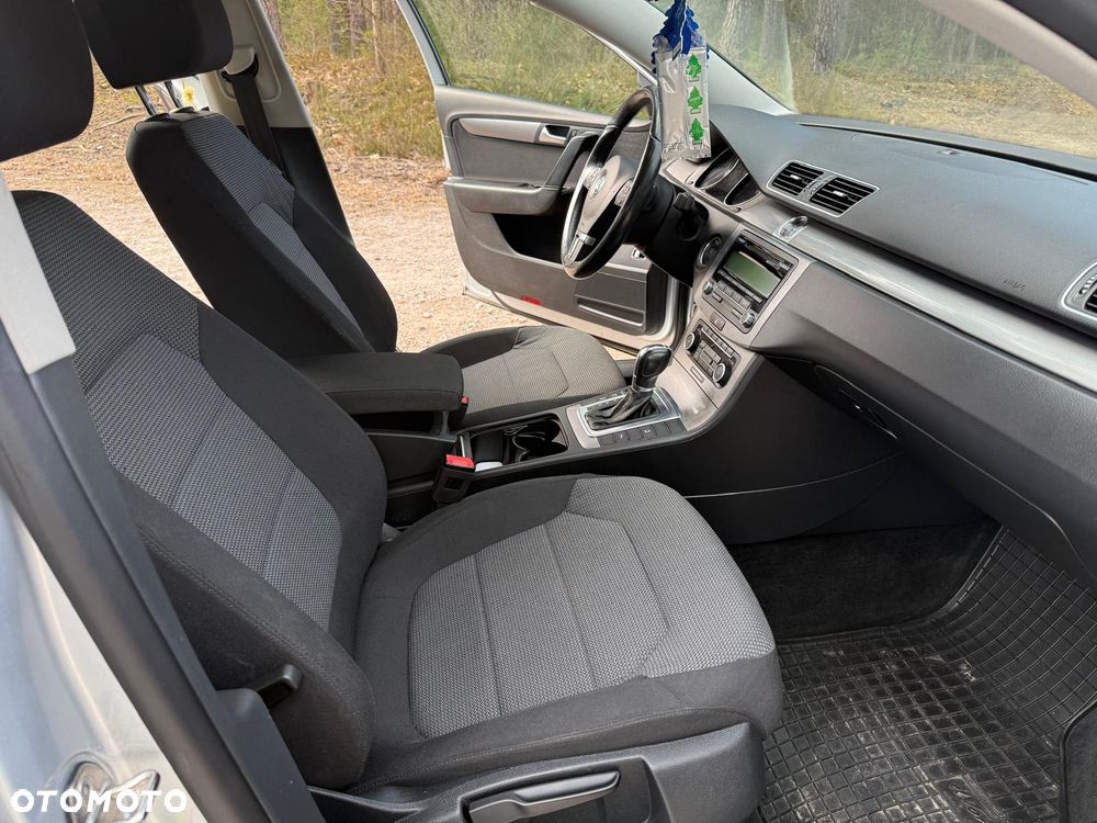 Volkswagen Passat 1.4 TSI DSG BlueMotion Technology Highline - 20