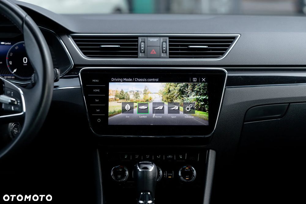 Skoda Superb 2.0 TSI L&K DSG - 20