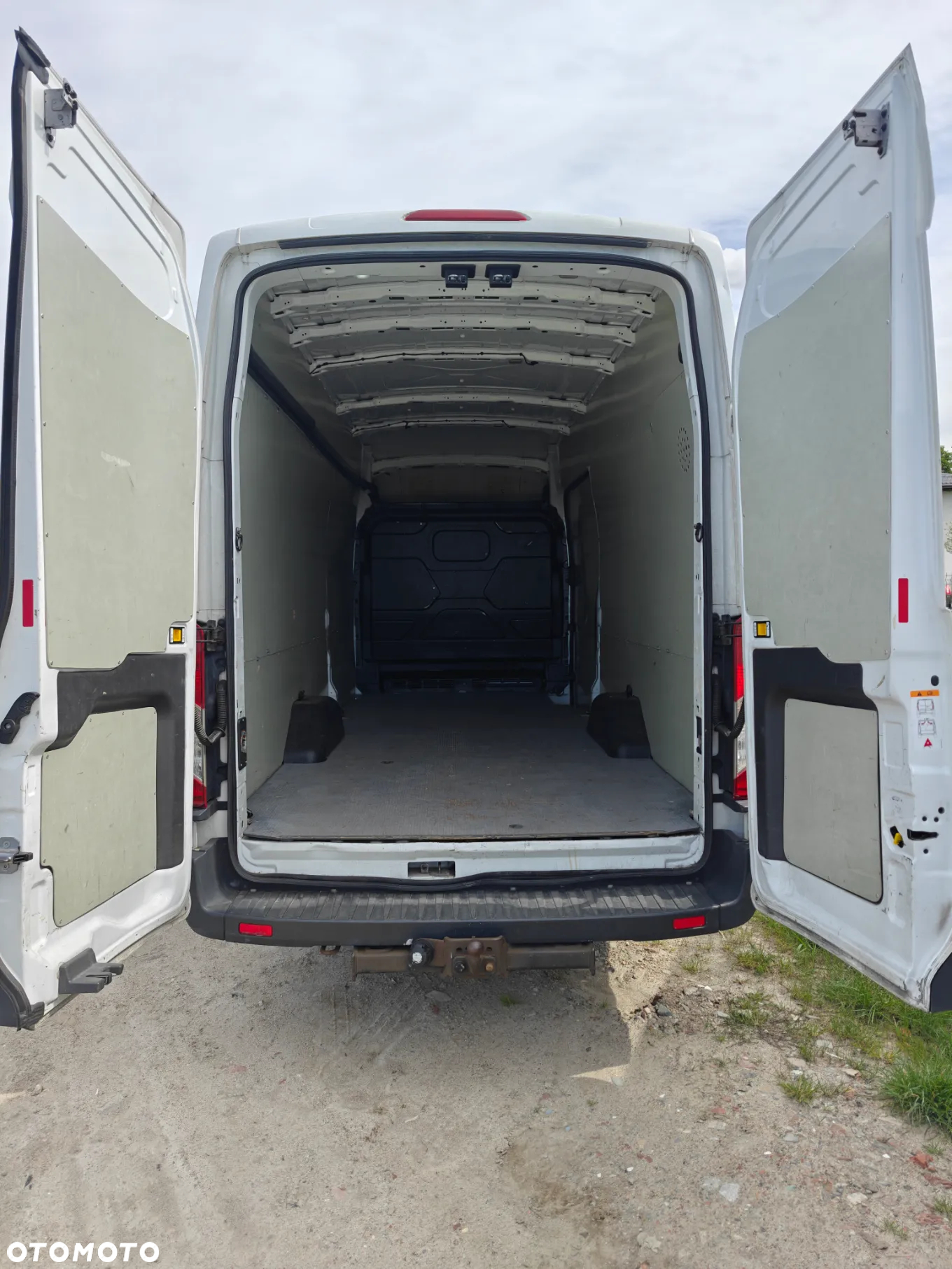Ford Transit - 4