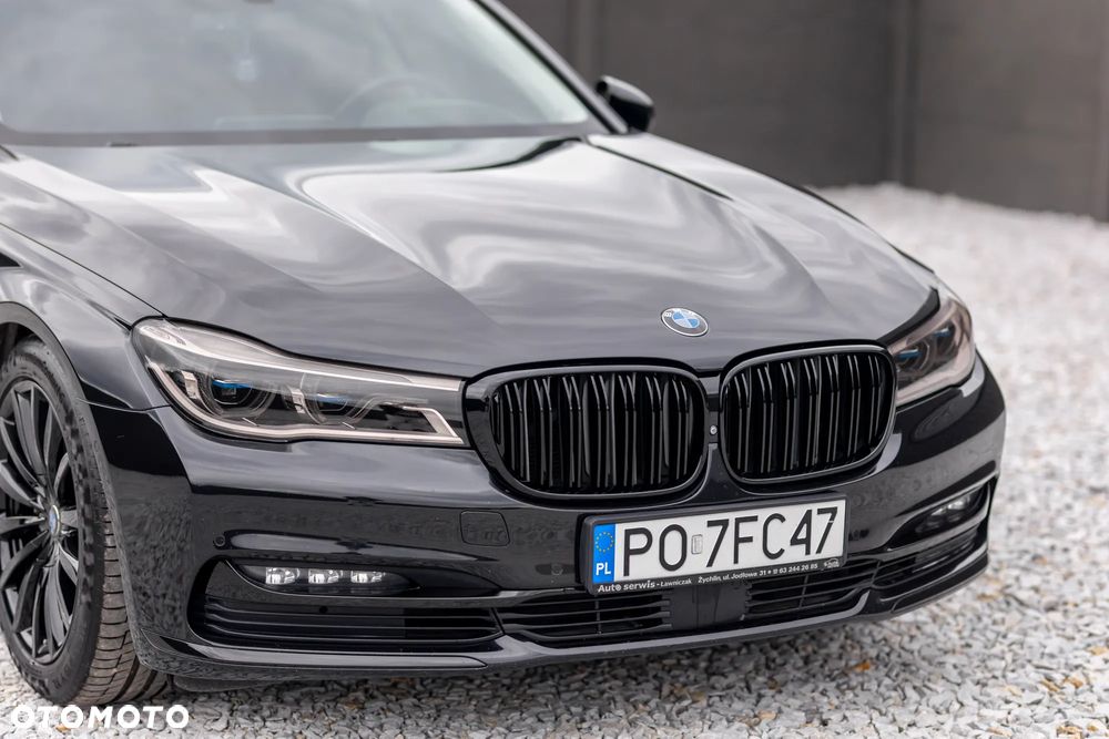 BMW Seria 7 740d xDrive - 13