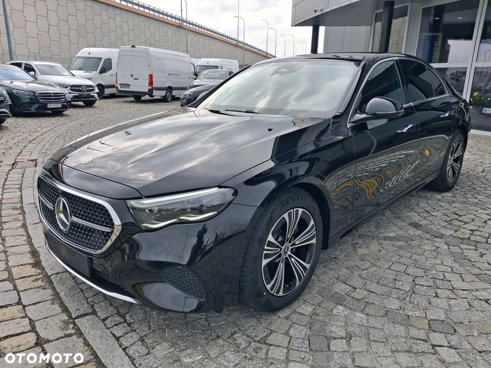 Mercedes-Benz Klasa E 220 d mHEV Avantgarde 9G-Tronic - 3