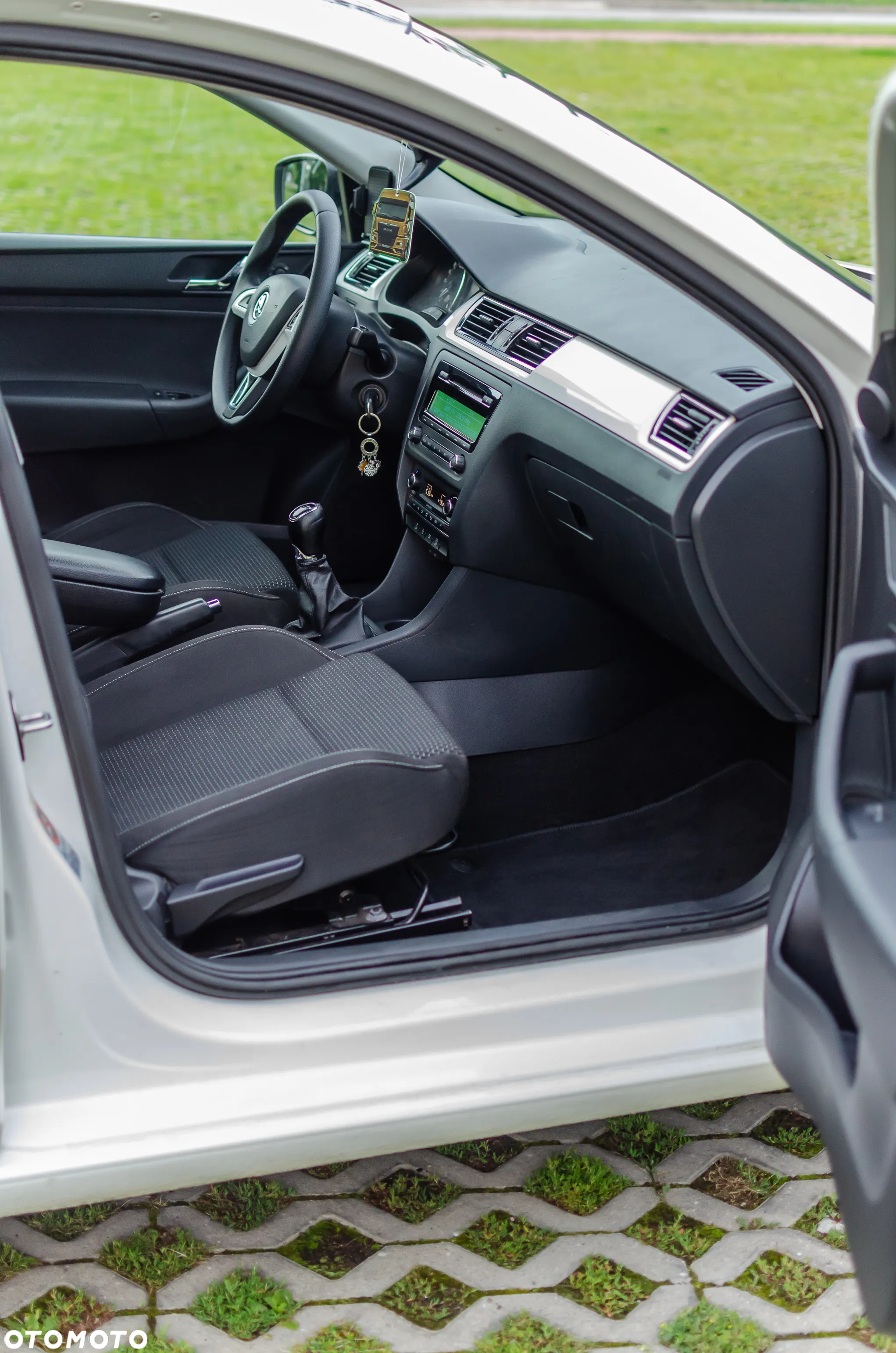 Skoda RAPID Spb 1.6 TDI DPF Ambition - 16