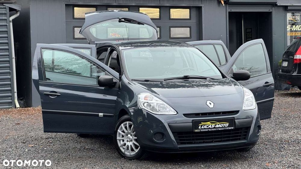 Renault Clio - 11