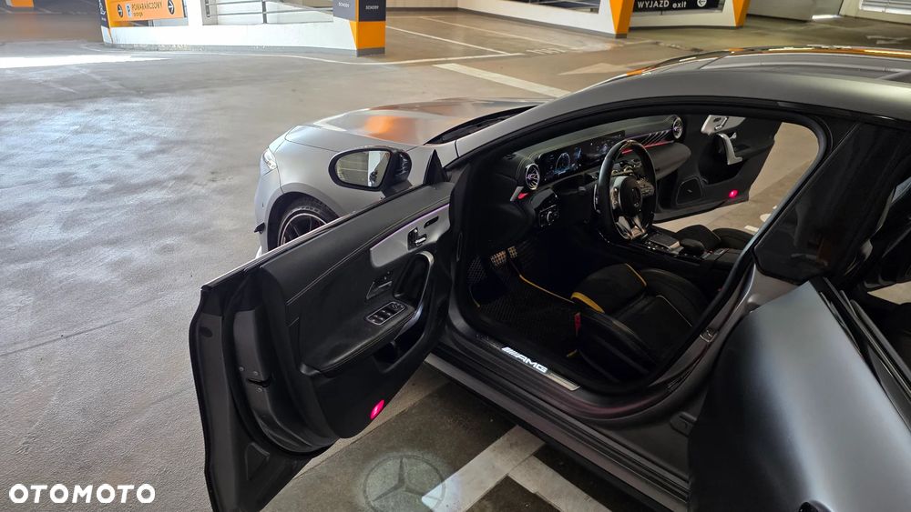 Mercedes-Benz CLA - 11