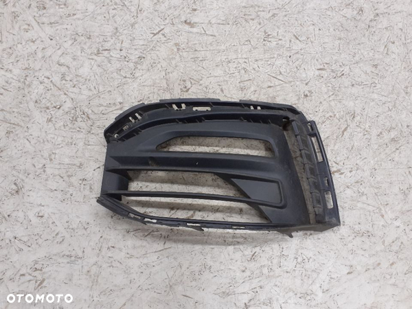 KRATKA ZDERZAKA LEWA BMW 1 F40 SPORT LINE 51117459715