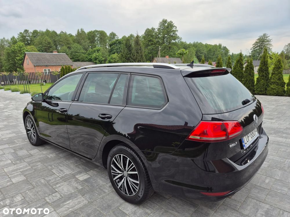 Volkswagen Golf 1.6 TDI BlueMotion Technology Allstar - 4