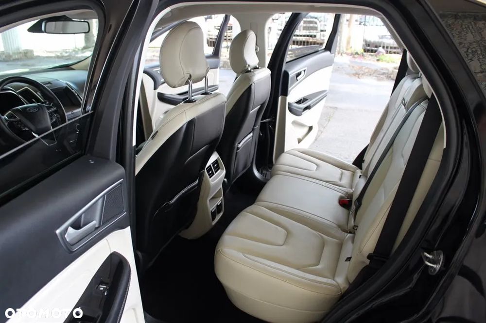 Ford Edge - 17