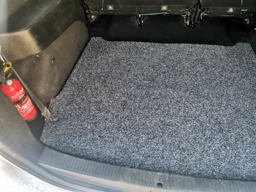Dacia Lodgy 1.6 SCe Connected by Orange S&S - 10