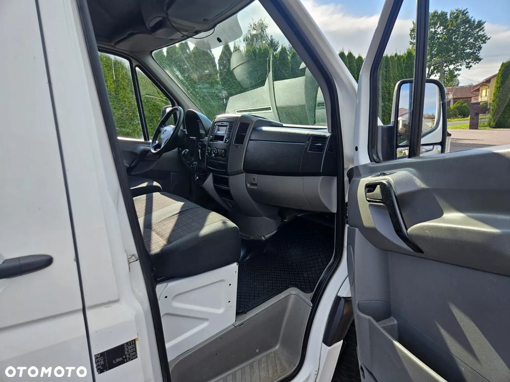 Mercedes-Benz SPRINTER - 10