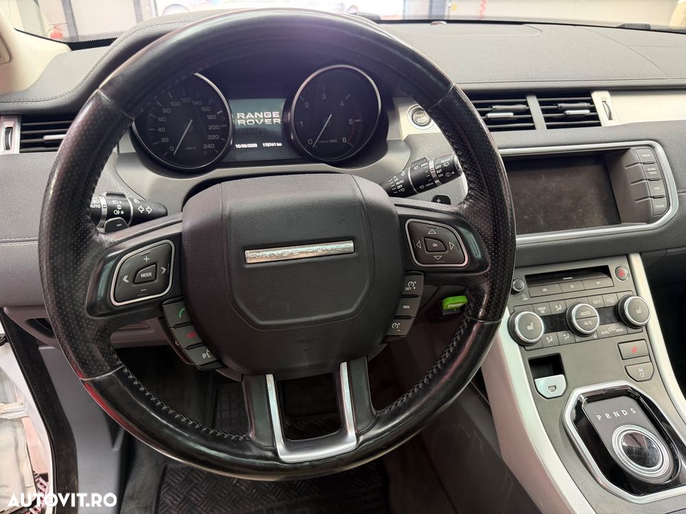 Land Rover Range Rover Evoque - 16