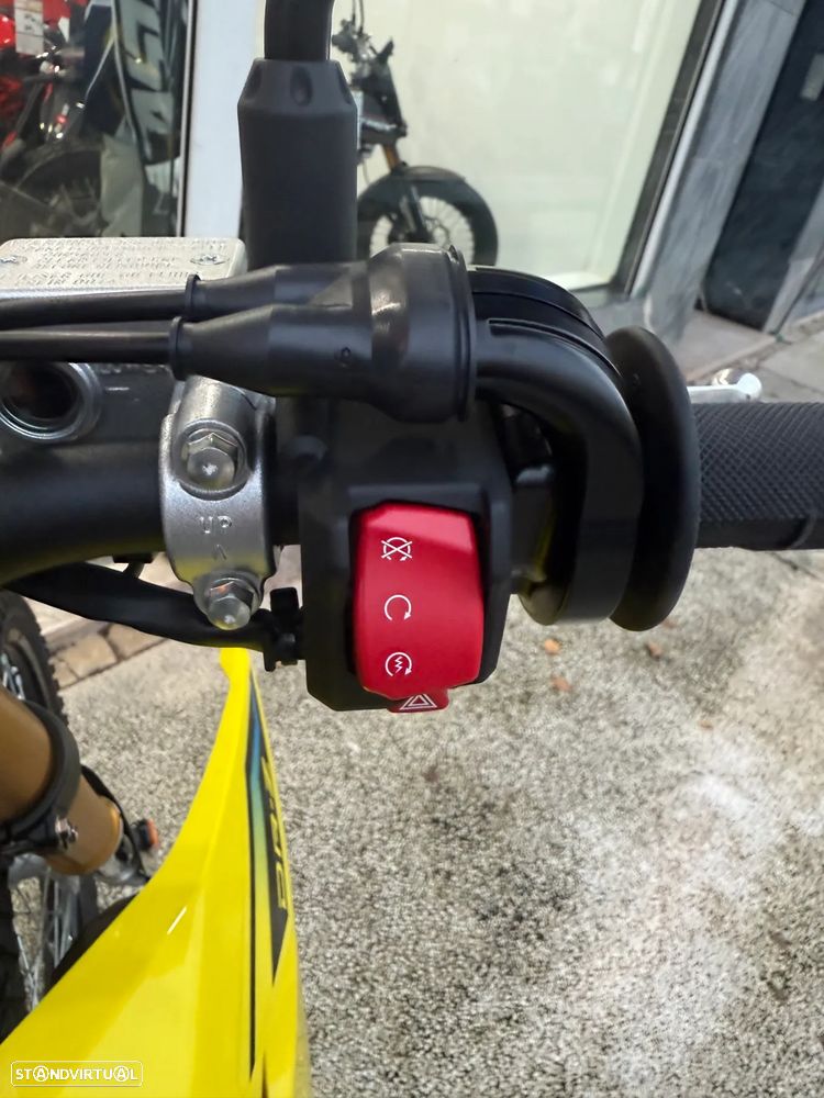 Suzuki DR -Z 4S MOTO SERVIÇO !! DESDE 118€ Mês - 9