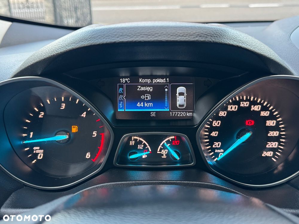 Ford Kuga 2.0 TDCi 4x2 Titanium - 17