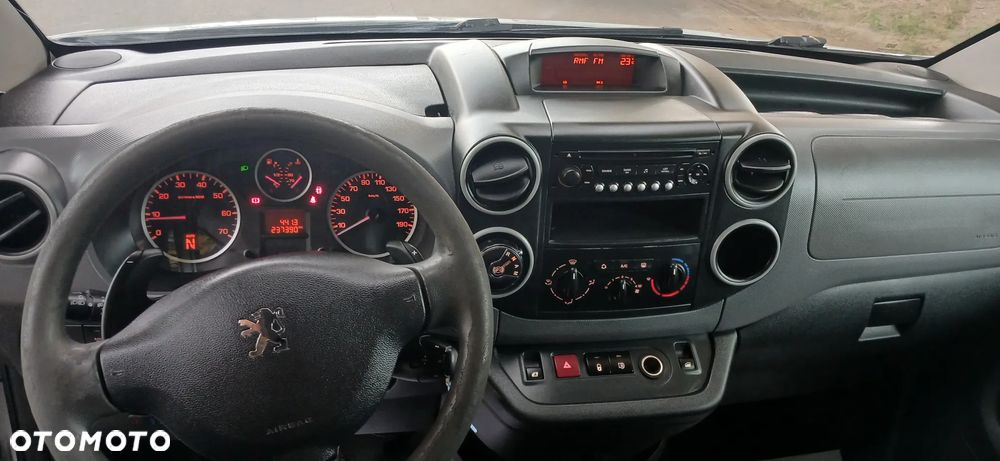 Peugeot Partner - 8