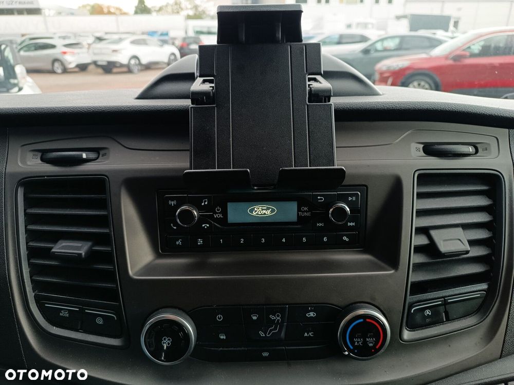 Ford transit Trend kontener z windą - 24