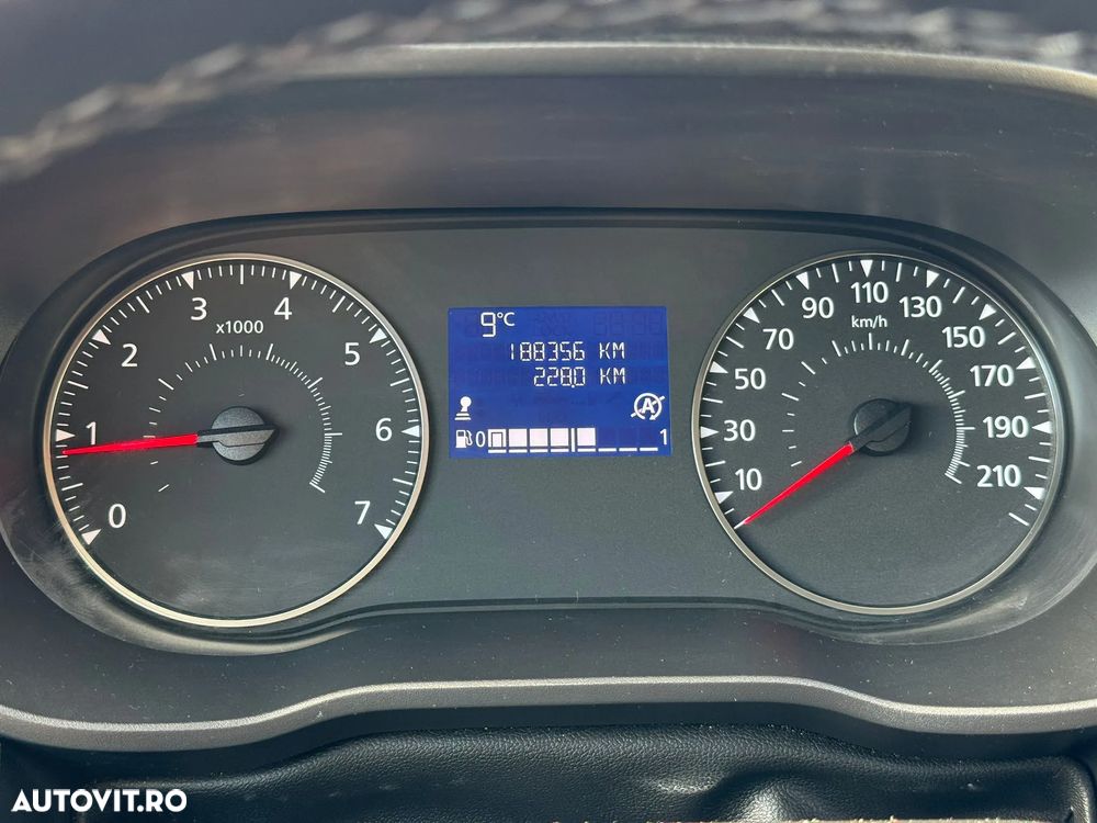 Dacia Duster Blue dCi 115 4WD Celebration - 8