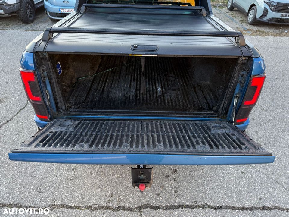Ford Raptor - 13