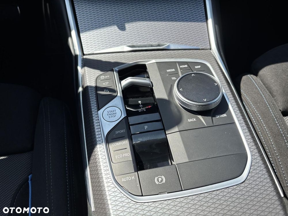 BMW Seria 3 - 17