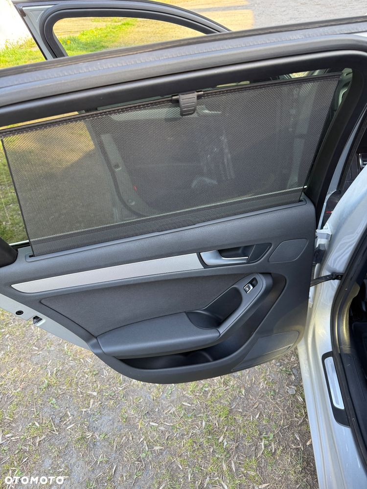 Audi A4 Avant 2.0 TDI Quattro S tronic - 12