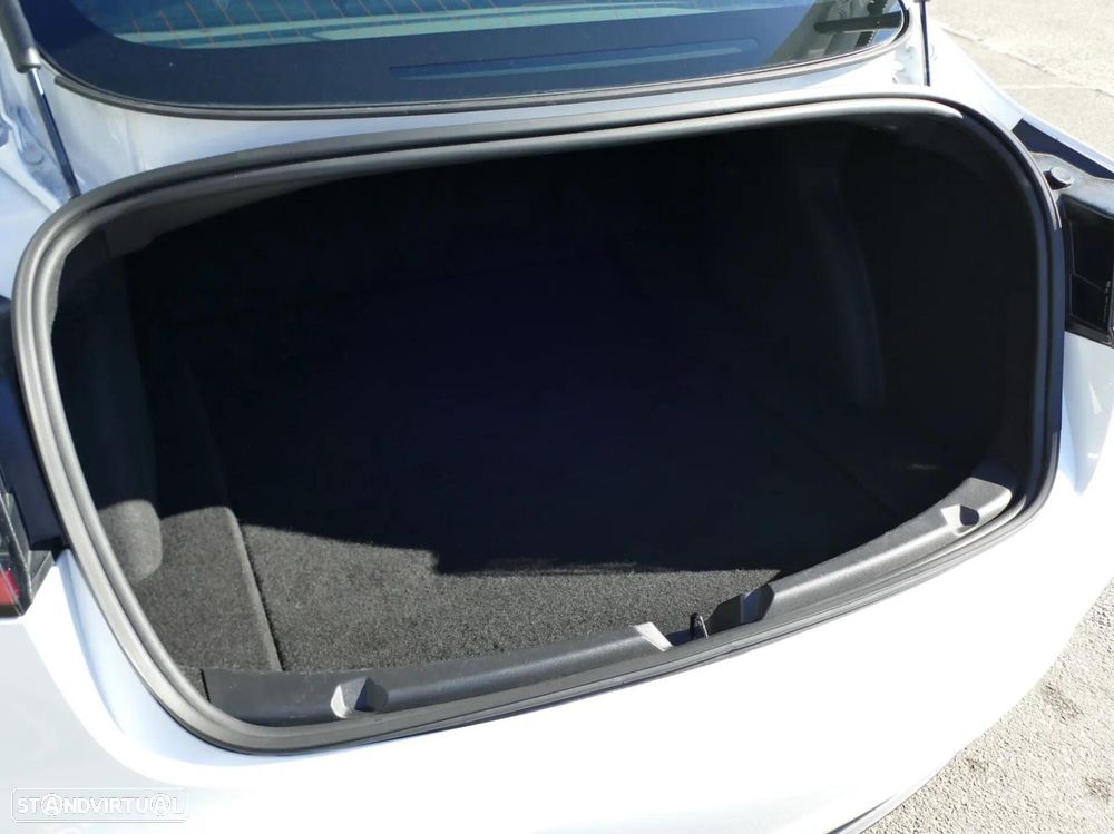 Tesla Model 3 Standard Range Plus RWD - 13