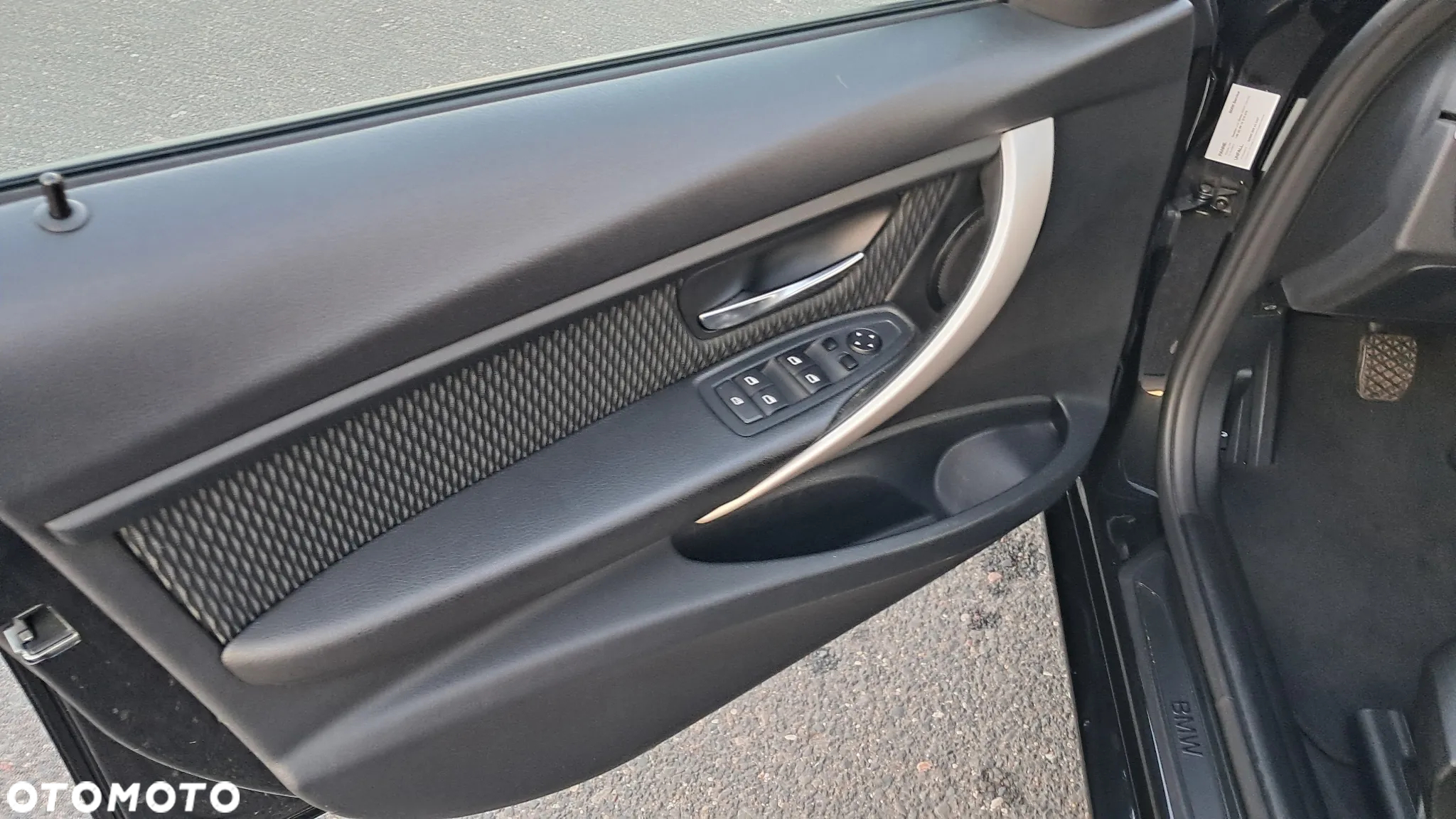 BMW Seria 3 316i M Sport - 17