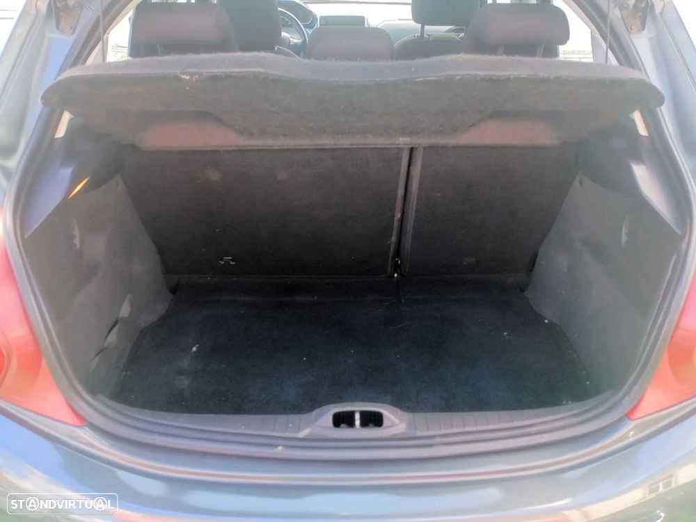 Peugeot 208 1.4 HDi Active - 18