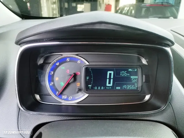 Chevrolet Trax 1.7 VCDi LT - 18