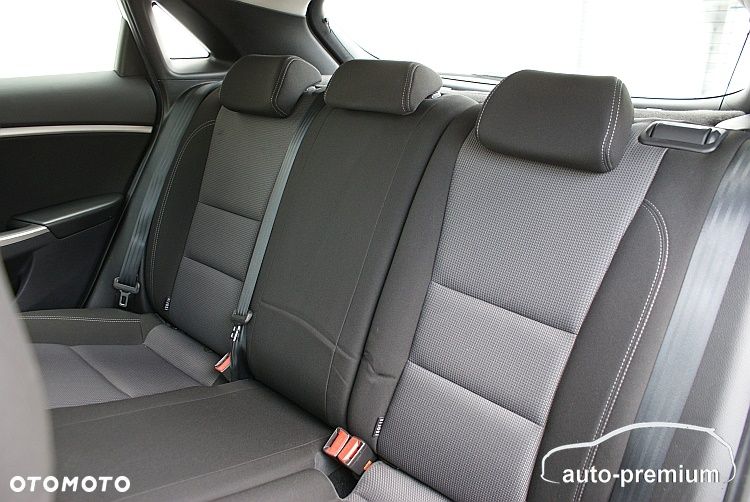 Hyundai i30 1.6 Trend - 26
