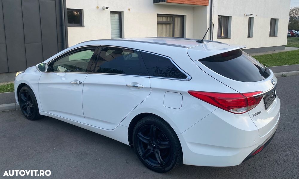 Hyundai i40 i40cw 1.6 Fifa World Cup Edition - 4