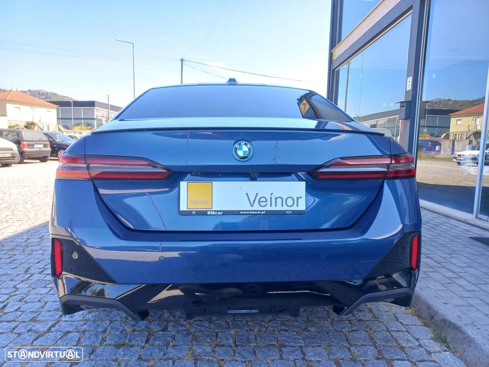 BMW i5 eDrive40 Pack Desportivo M - 5