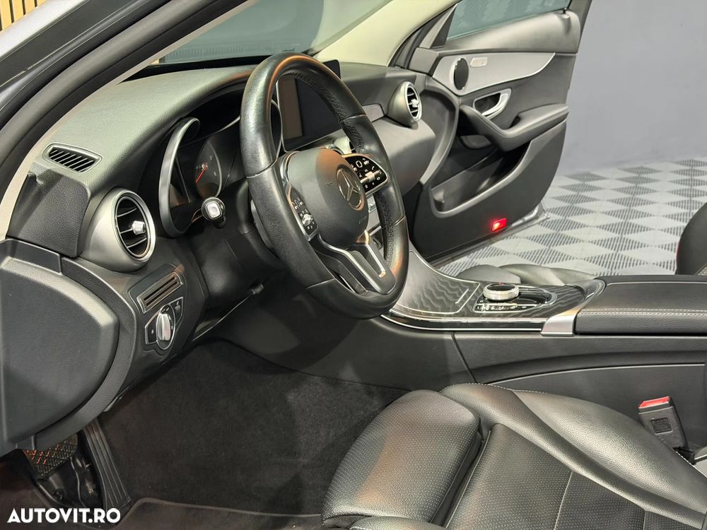 Mercedes-Benz C - 17