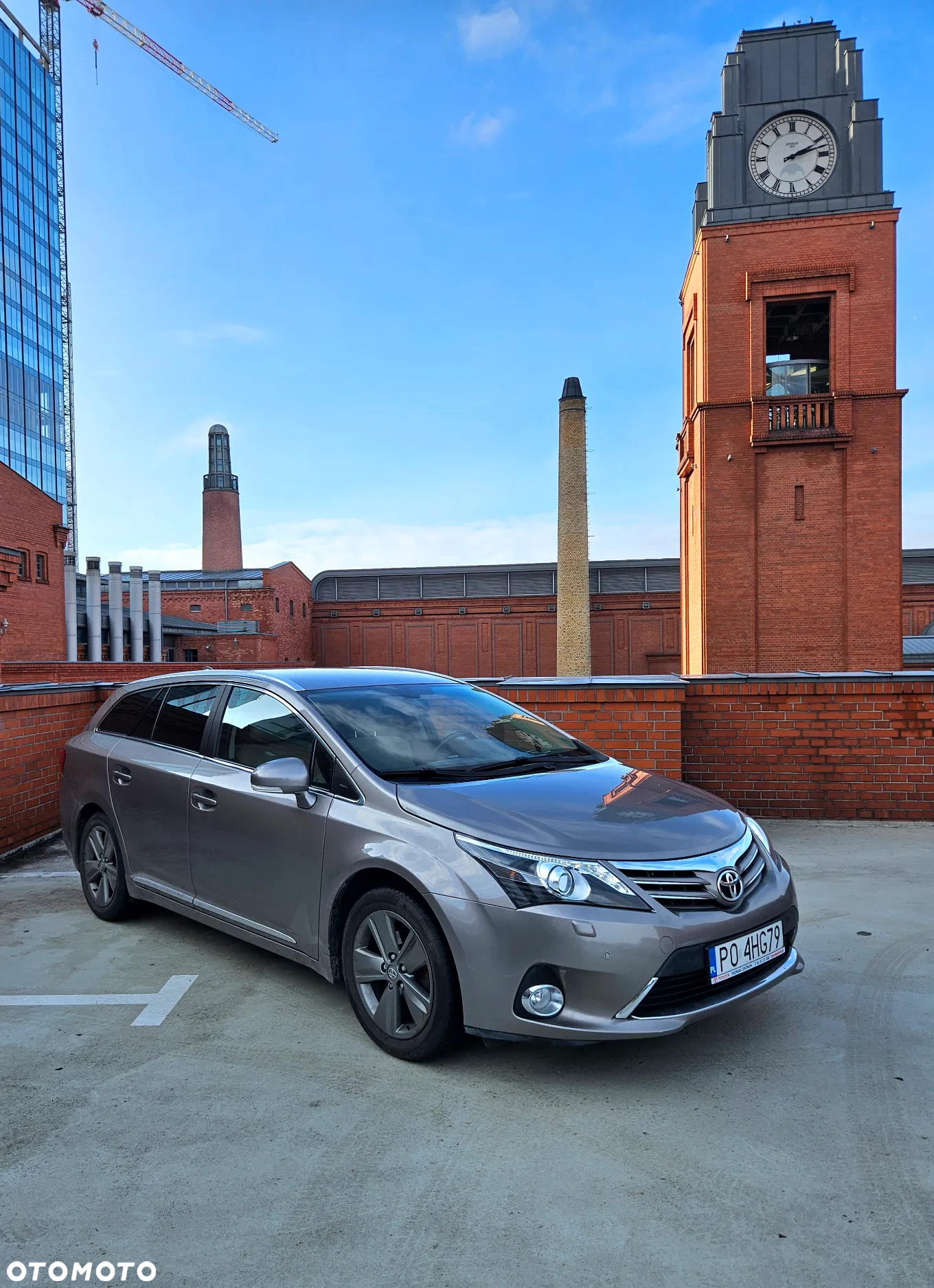 Toyota Avensis 2.0 D-4D Premium - 12