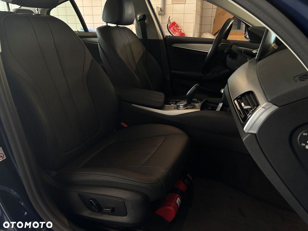 BMW Seria 5 - 21