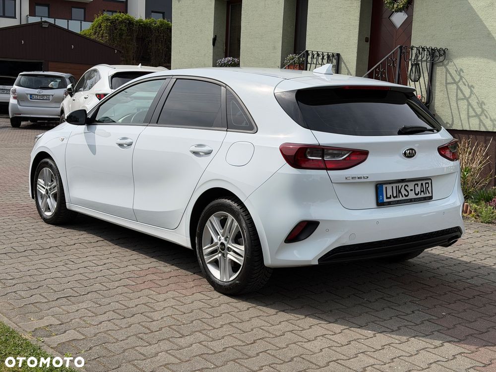 Kia Ceed 1.4 L Business Line Plus - 3