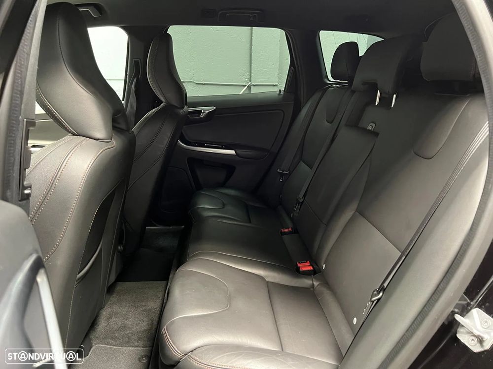 Volvo XC 60 2.0 D4 Inscription - 18