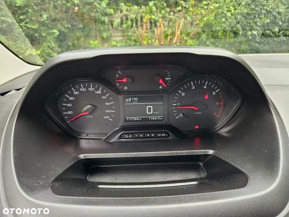Peugeot Partner - 16