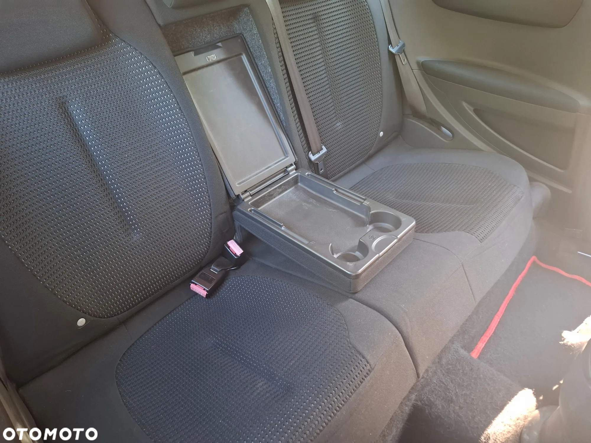 Citroën C4 Coupe 1.6 HDi FAP EGS6 VTR Plus - 10