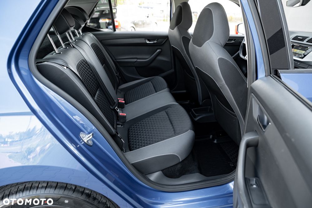 Skoda Fabia - 23
