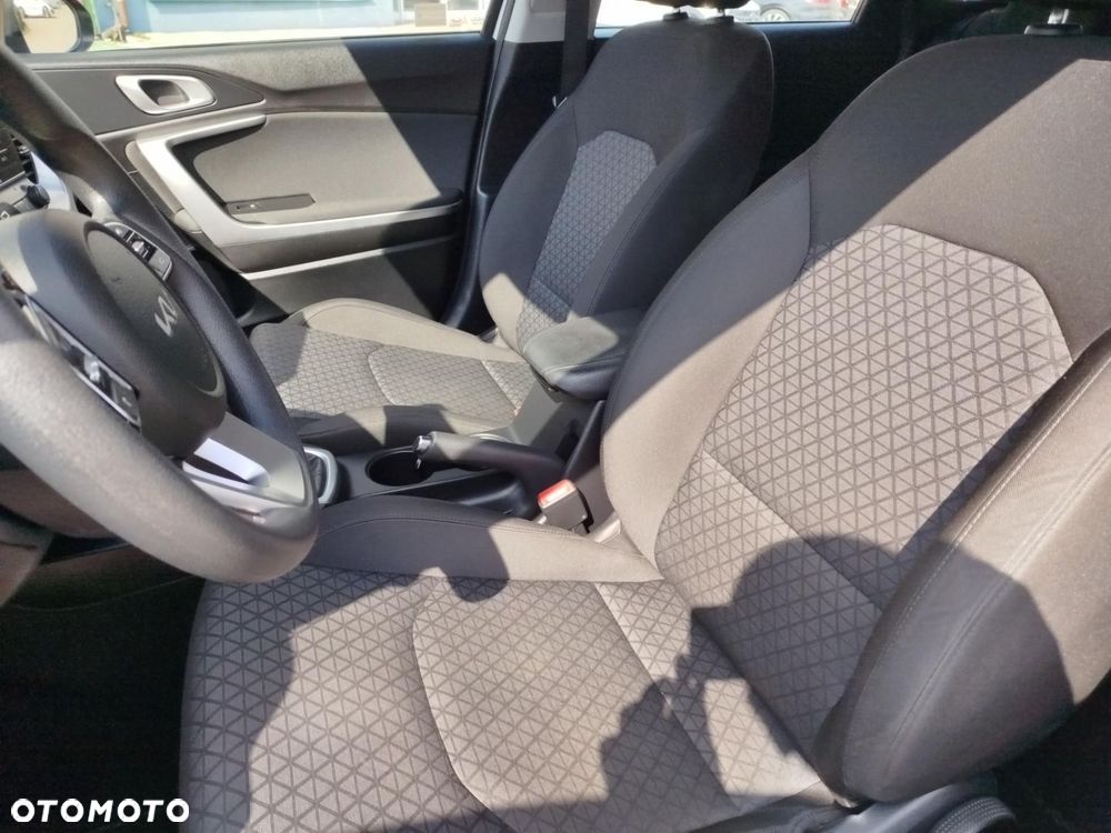 Kia Ceed 1.5 T-GDI S - 8