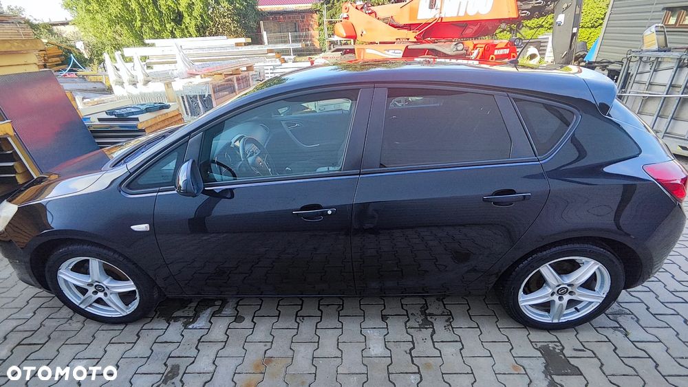 Opel Astra 1.4 T Sport - 4